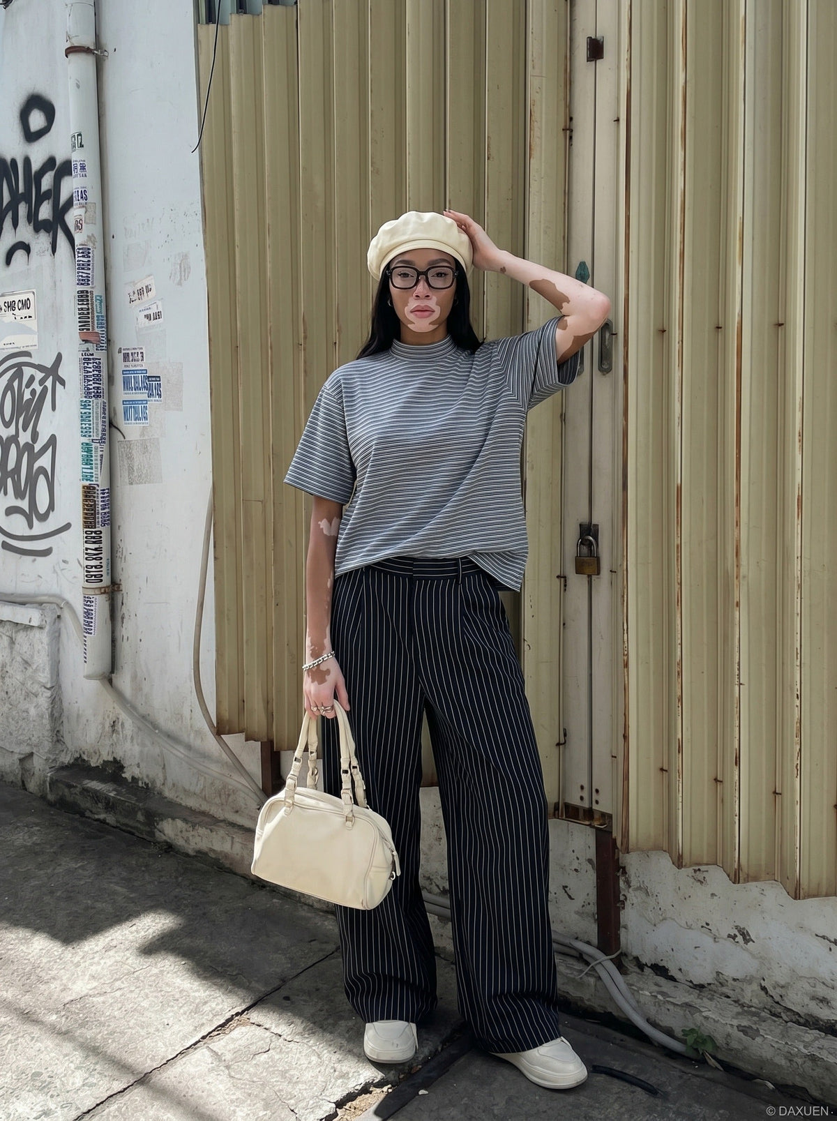 DAXUEN Retro striped mock neck short-sleeve t-shirt — model photo