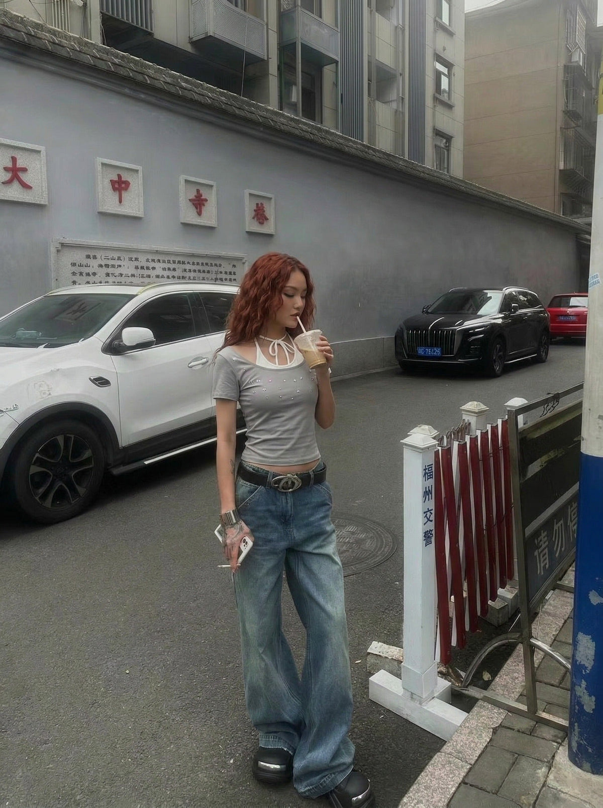 DAXUEN Retro two-piece short sleeve top ensemble — model photo