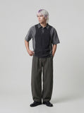DAXUEN Retro two-tone short-sleeved polo shirt — model photo
