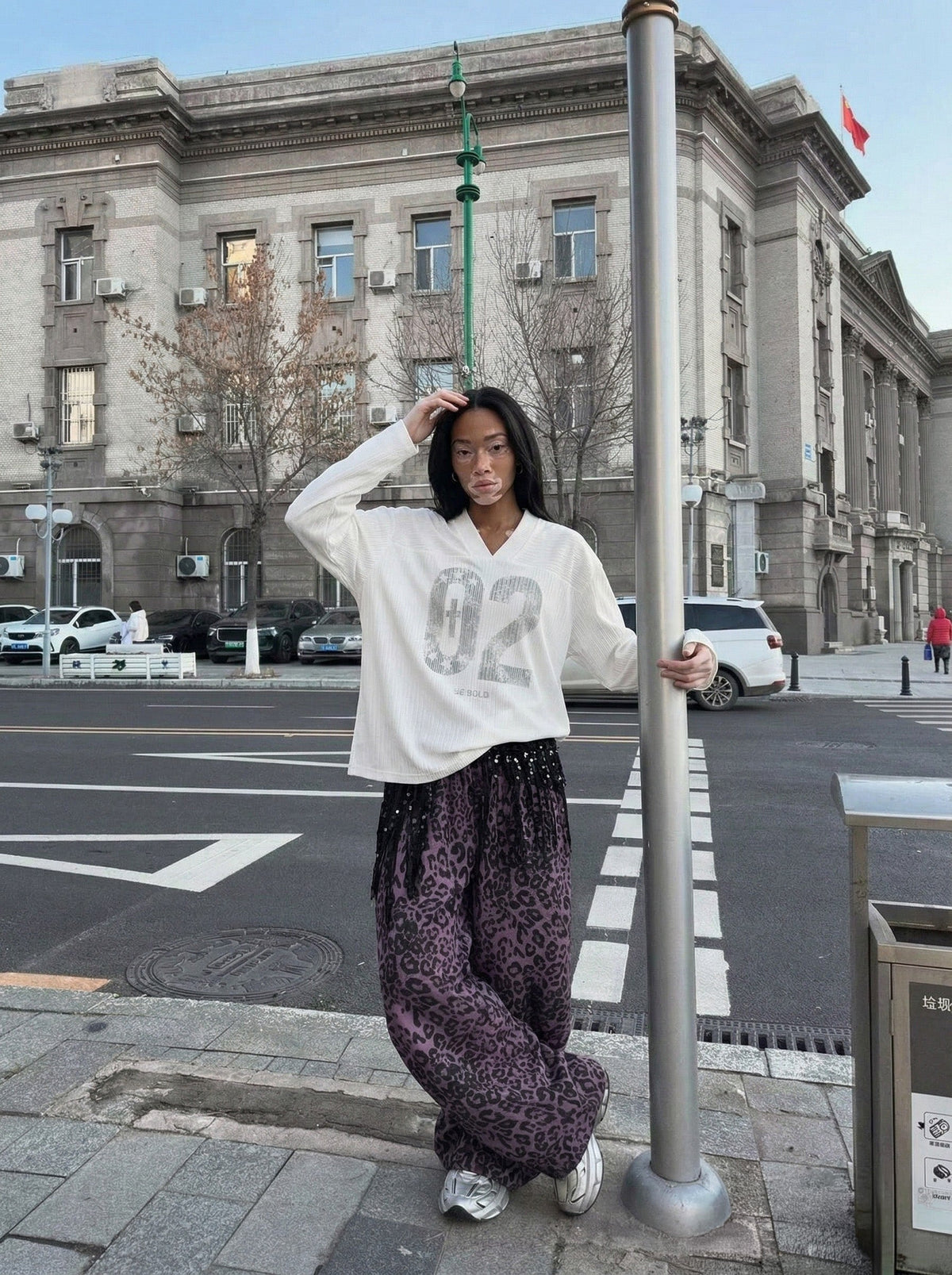 Retro V-Neck Long Sleeve Top