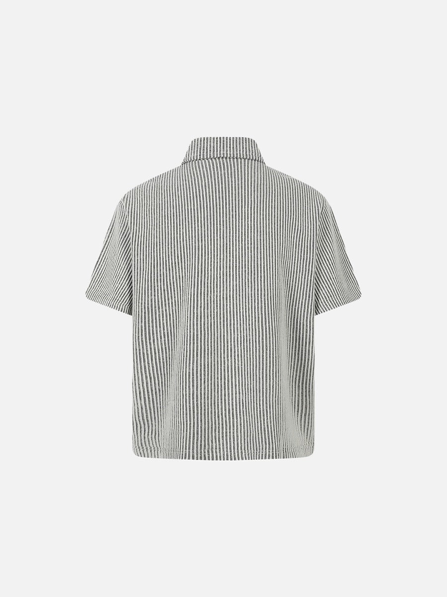 DAXUEN Short-sleeved button-up shirt with vertical stripes