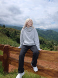 DAXUEN Loose-fitting wide-leg black denim jeans — model photo