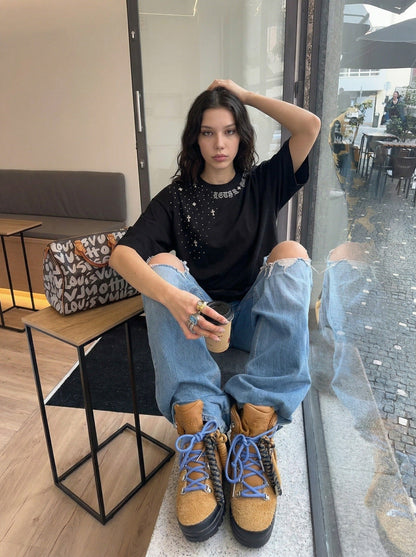 DAXUEN Oversized short-sleeve t-shirt with rhinestone embellishments — model photo