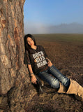DAXUEN Oversized mesh short-sleeve V-neck T-shirt — model photo