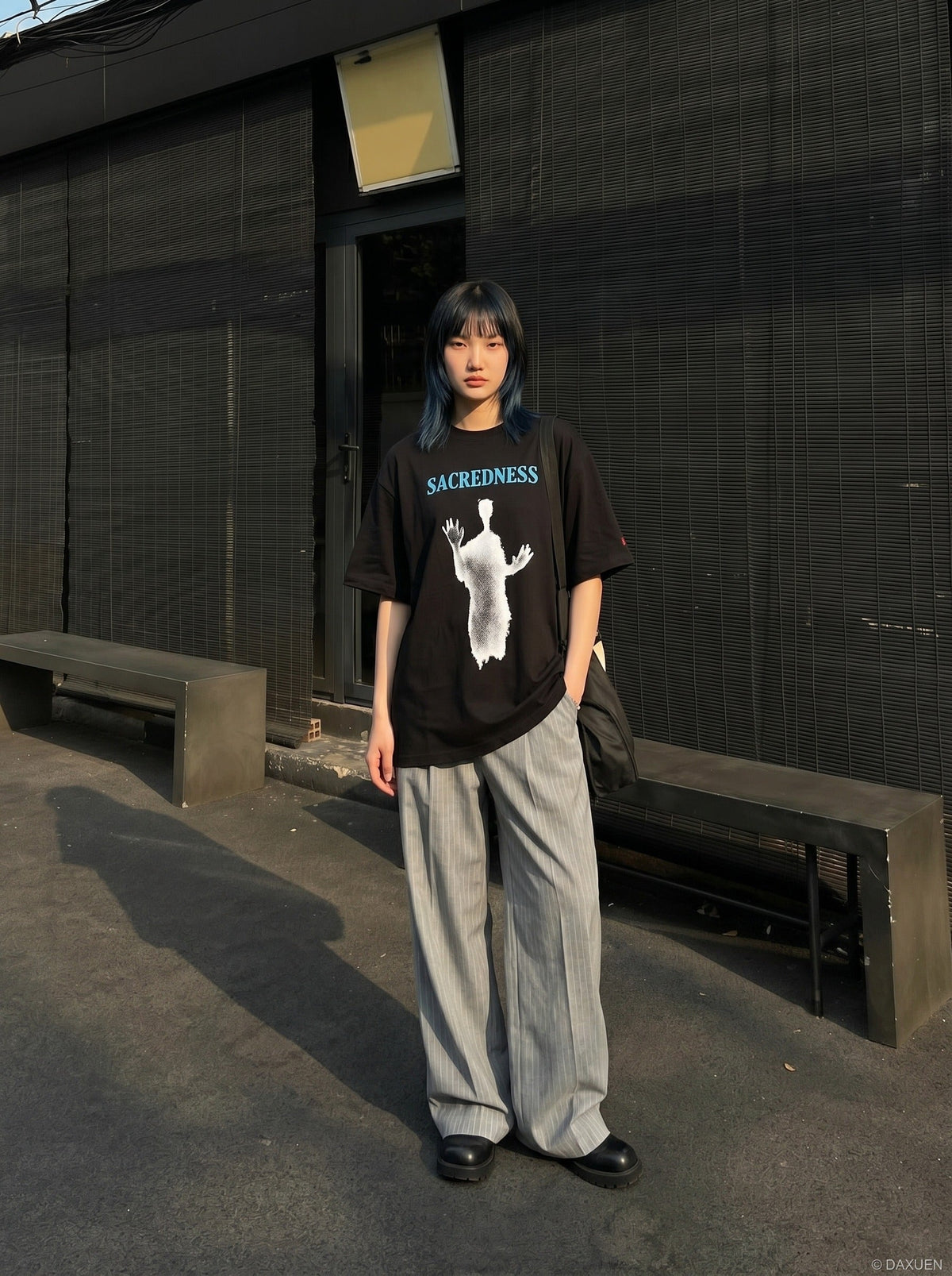 DAXUEN Sacredness oversized crew neck t-shirt — model photo