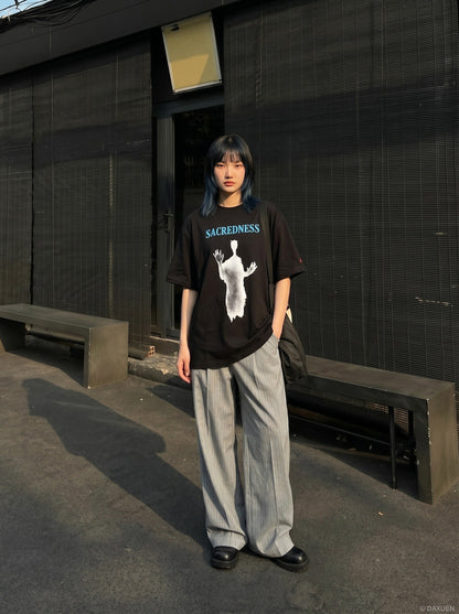 DAXUEN Sacredness oversized crew neck t-shirt — model photo