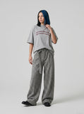 DAXUEN Oversized short-sleeve t-shirt with graphic — model photo