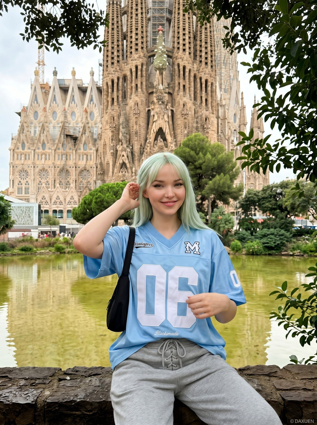 DAXUEN V-neck jersey t-shirt with embroidered graphics — model photo