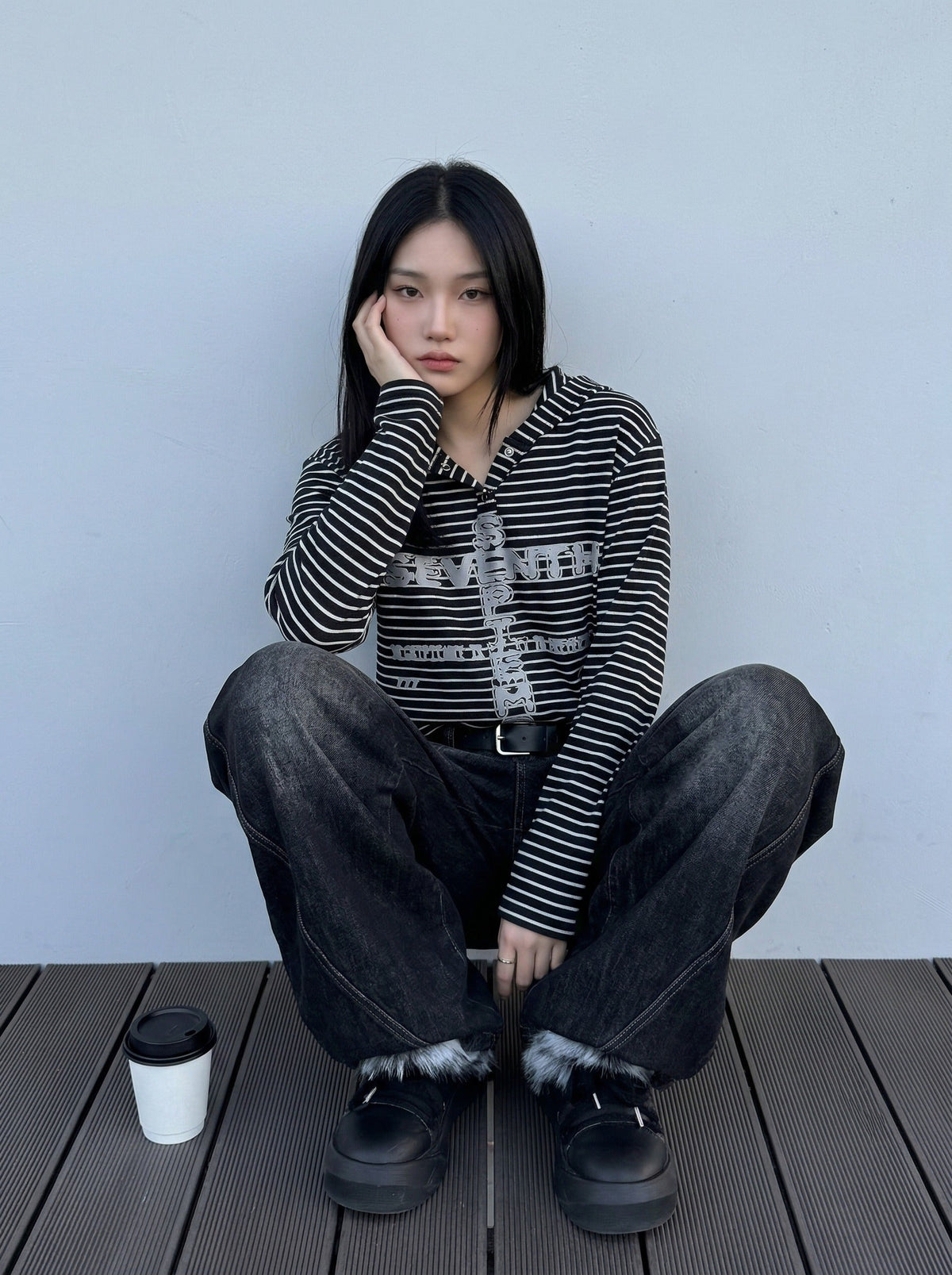 DAXUEN Striped hooded top with graphic print — model photo