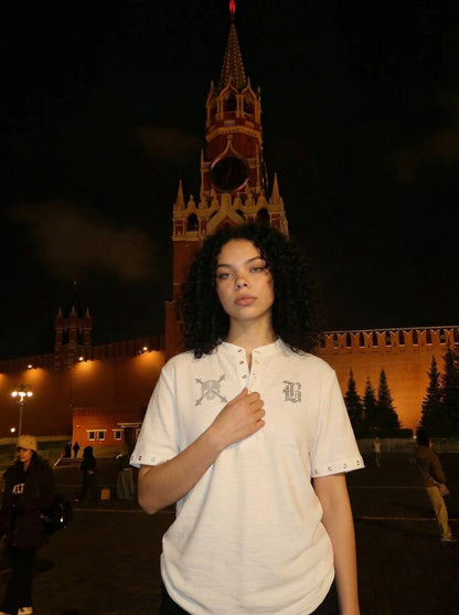 DAXUEN Short-sleeve casual shirt with skull graphic — model photo