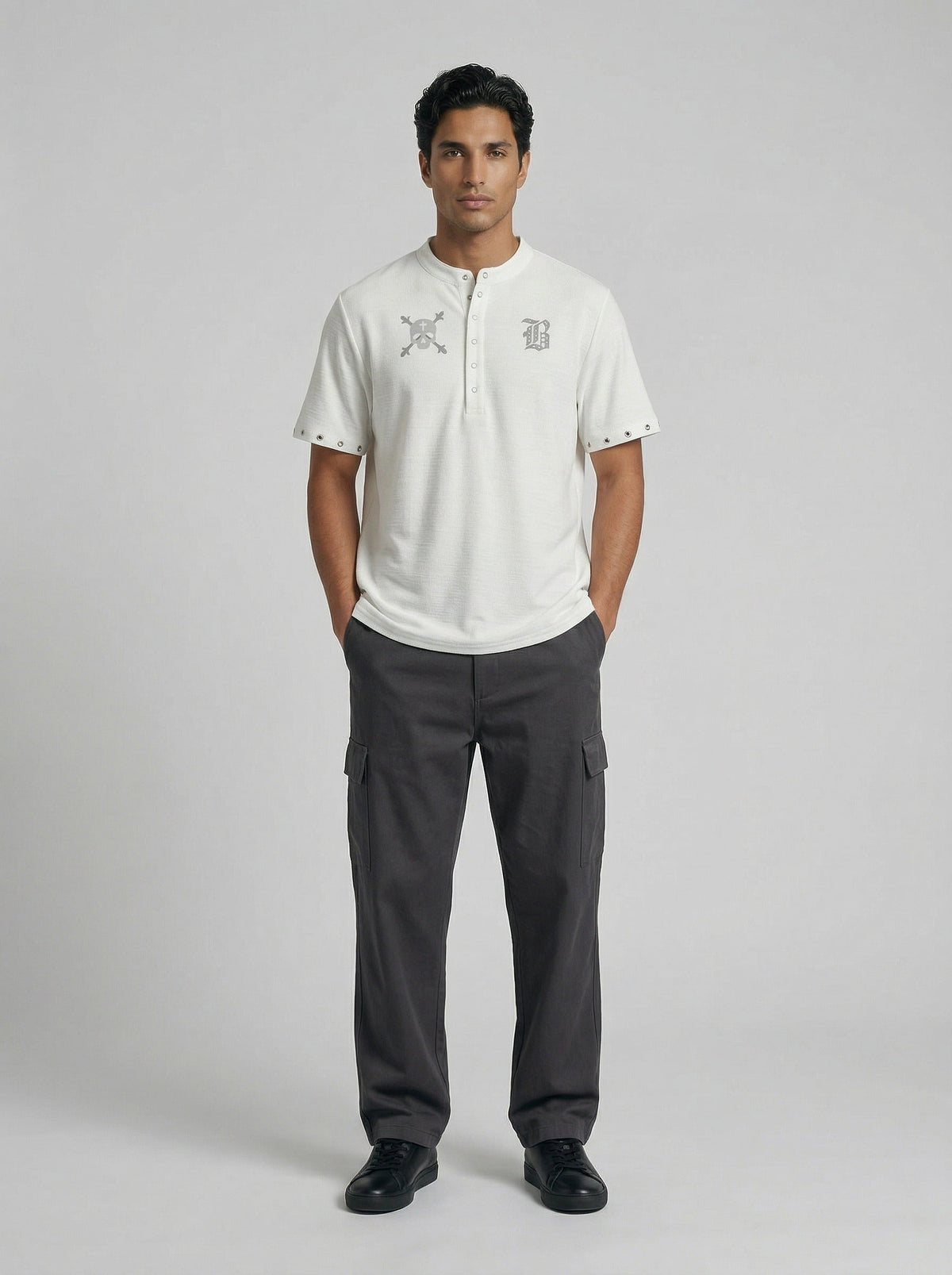 DAXUEN Short-sleeve casual shirt with skull graphic — model photo