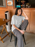 DAXUEN white oversized solid vintage graphic tee — model photo