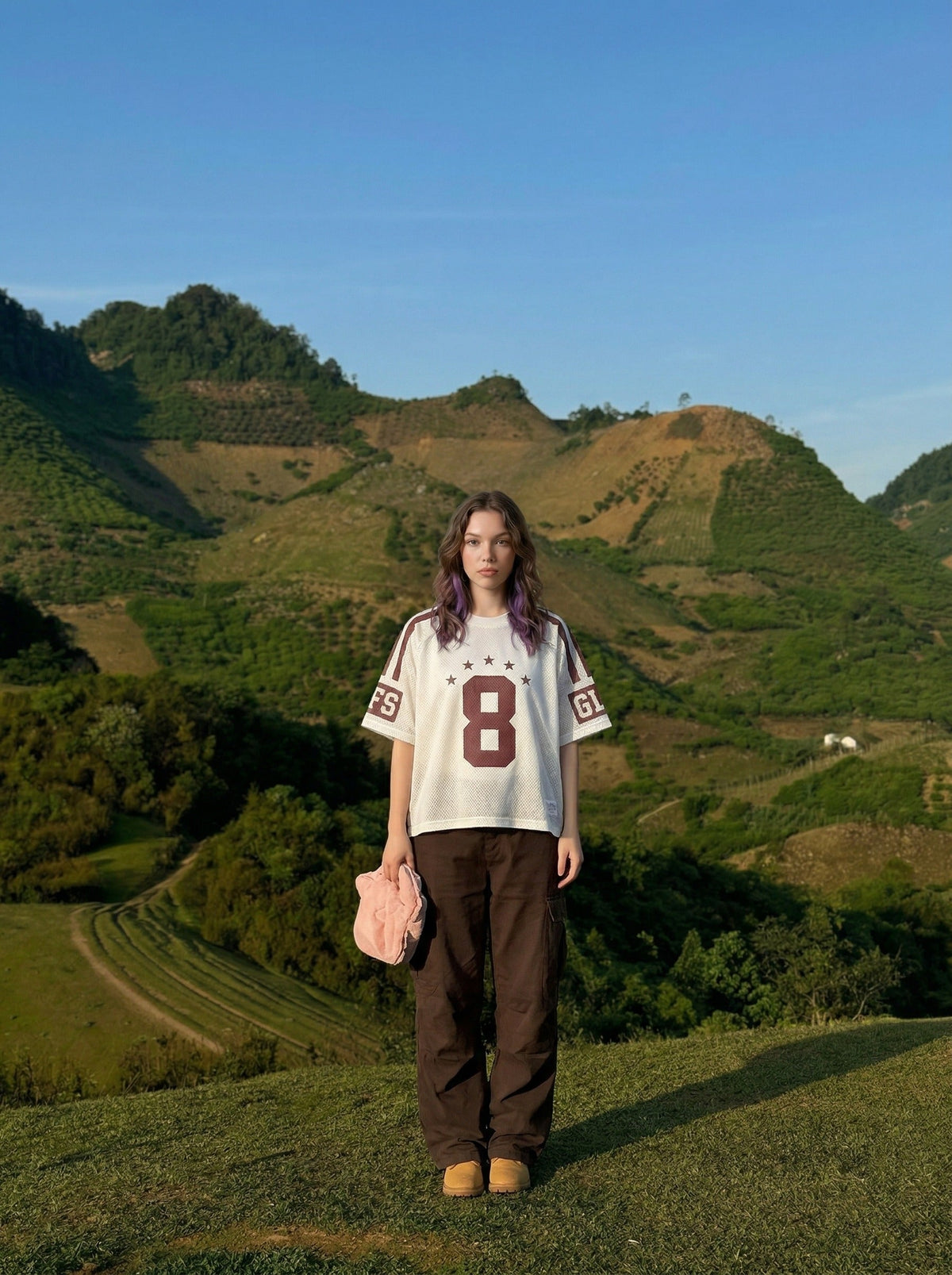 DAXUEN Sporty short-sleeved mesh t-shirt with graphics — model photo