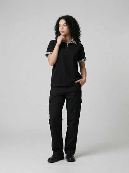 DAXUEN Short-sleeved polo shirt with spot print details — model photo