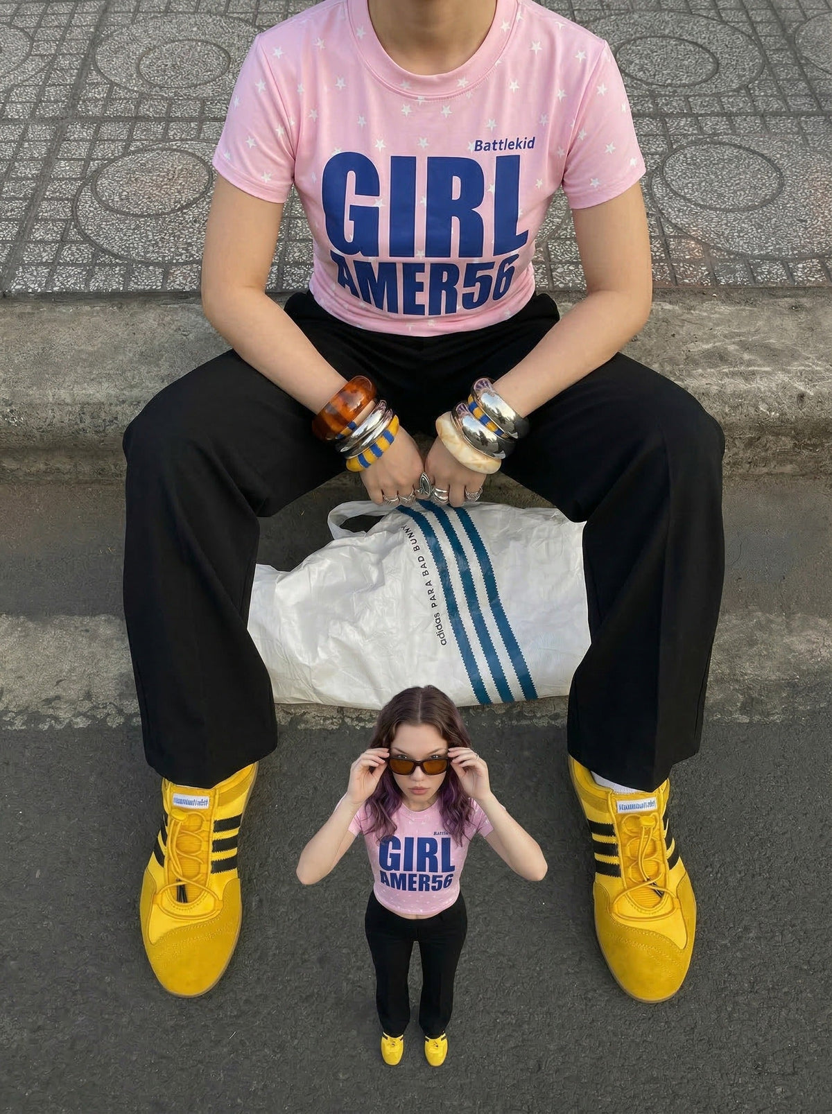 DAXUEN Star print crew neck T-shirt with bold text — model photo