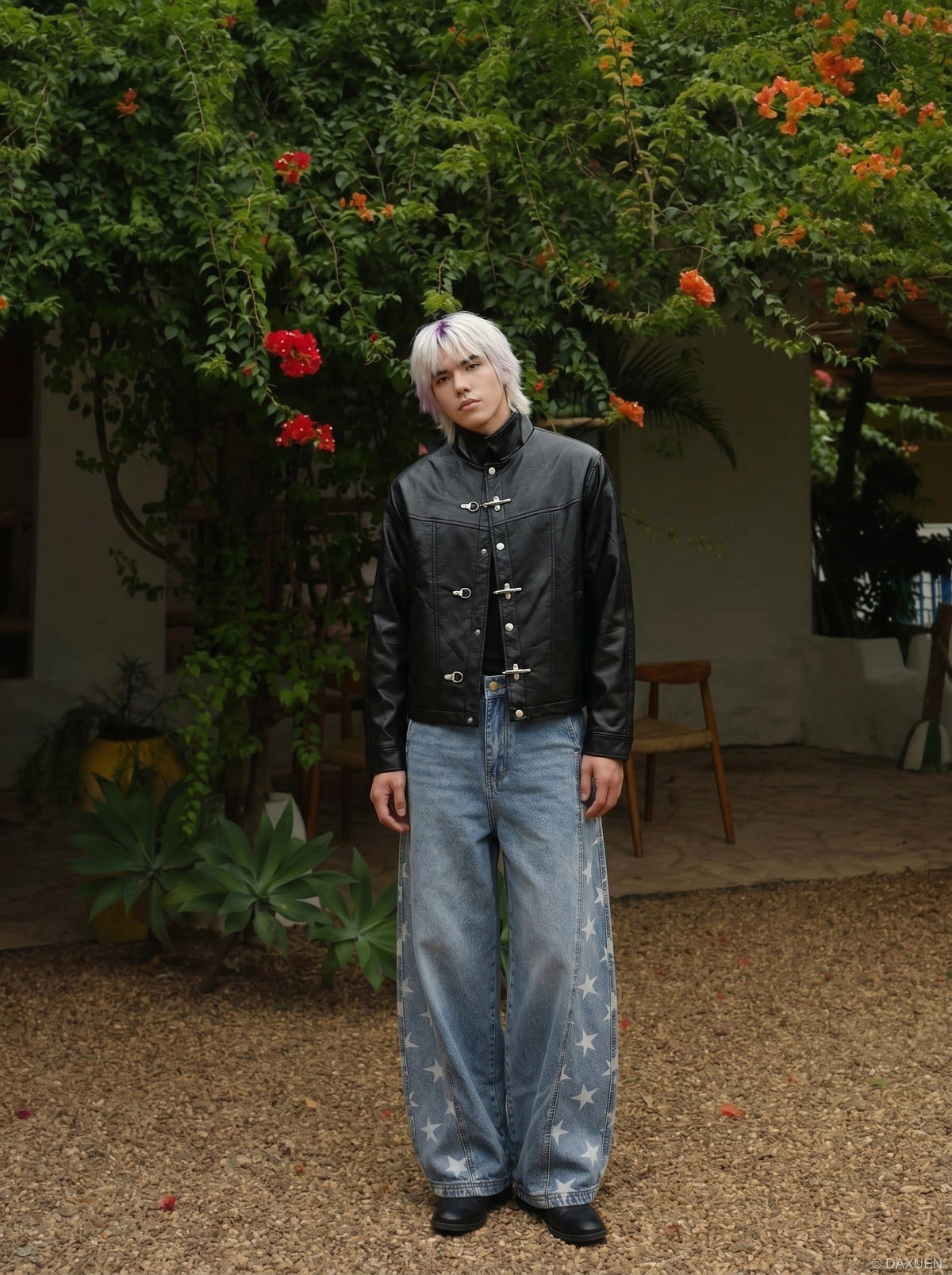 DAXUEN High-waisted wide-leg denim jeans with star prints — model photo
