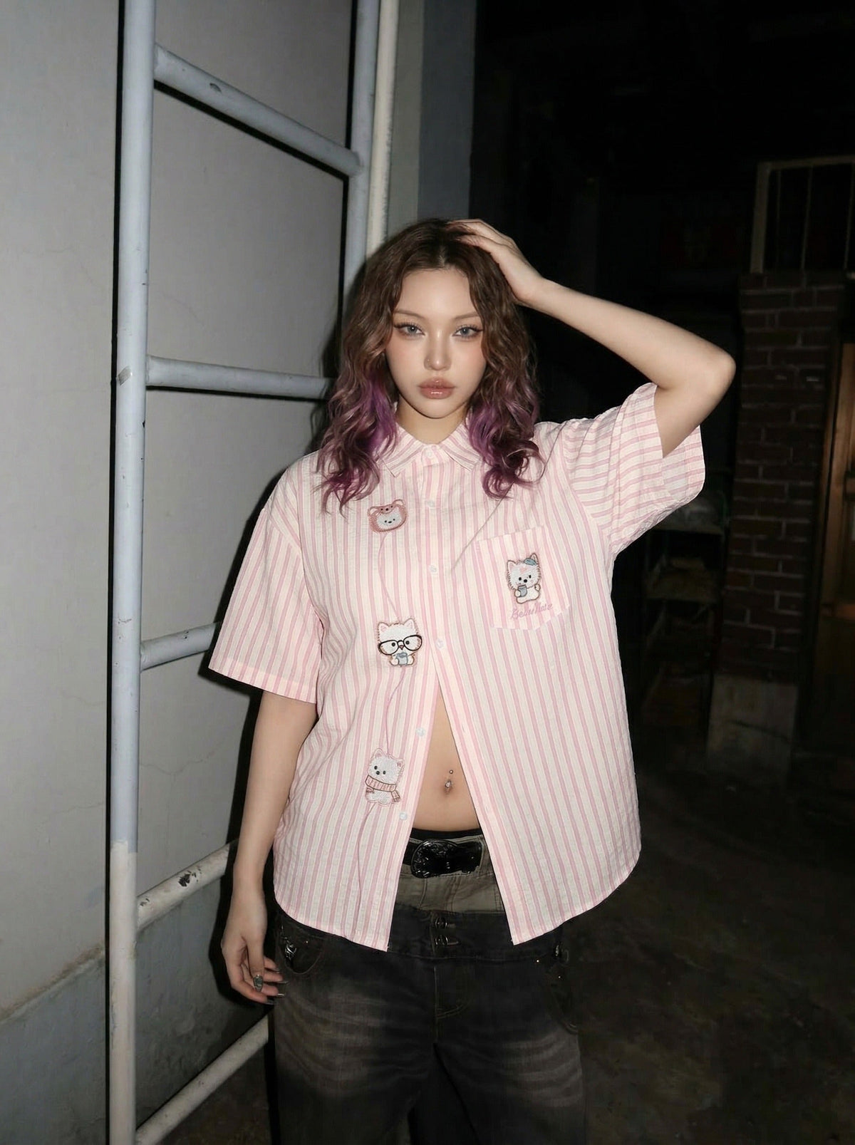 DAXUEN Striped short sleeve button-up shirt with animal embroidery — model photo