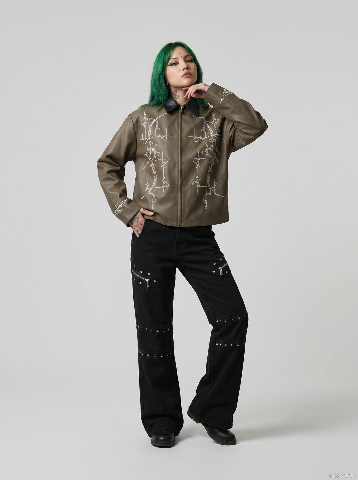 DAXUEN Black wide-leg pants with decorative zippers and studs — model photo