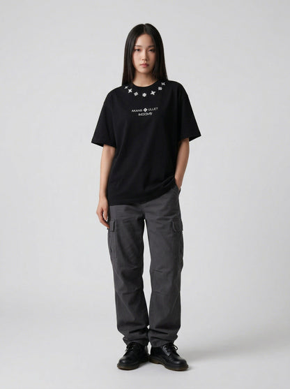 DAXUEN Short-sleeved relaxed-fit t-shirt with floral embroidery — model photo