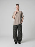 DAXUEN heathered khaki Henley t-shirt — model photo
