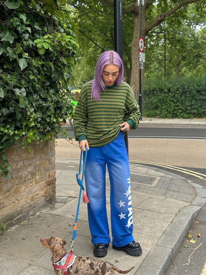 DAXUEN High-waisted wide-leg pants with graphic print — model photo