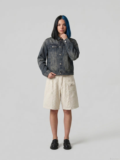 DAXUEN Textured cargo shorts with pockets and a unique pattern — model photo