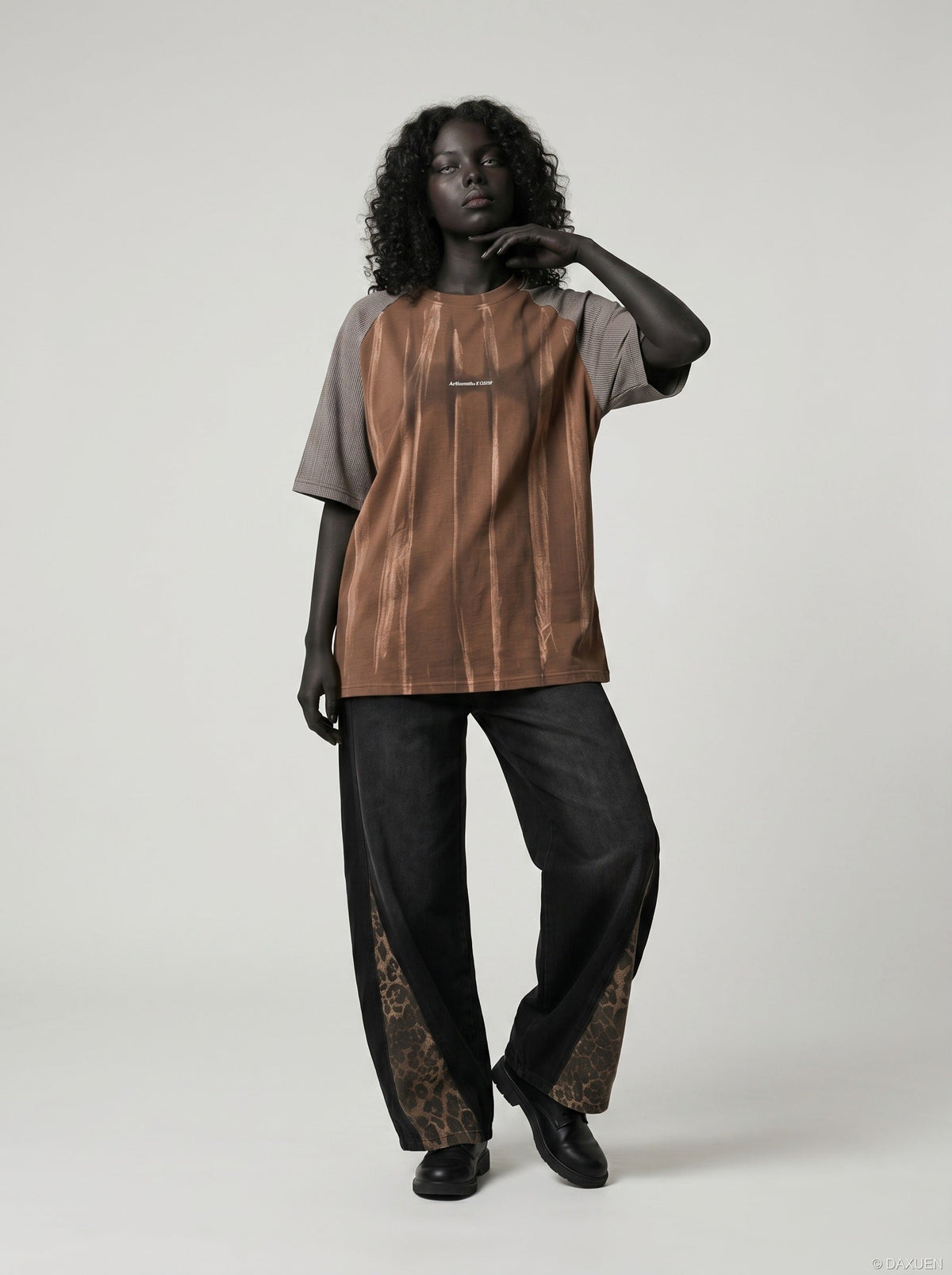 DAXUEN deep maroon textured vertical stripe raglan t-shirt — model photo
