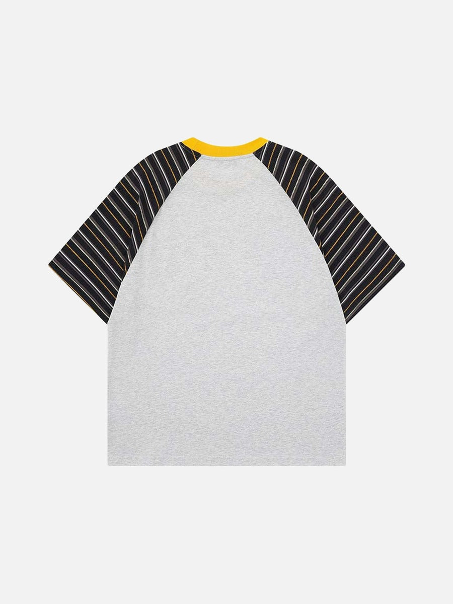 DAXUEN Relaxed-fit short-sleeved raglan t-shirt with cartoon rabbit graphic