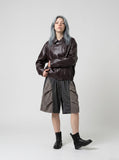 DAXUEN Men's two-tone textured loose shorts — model photo