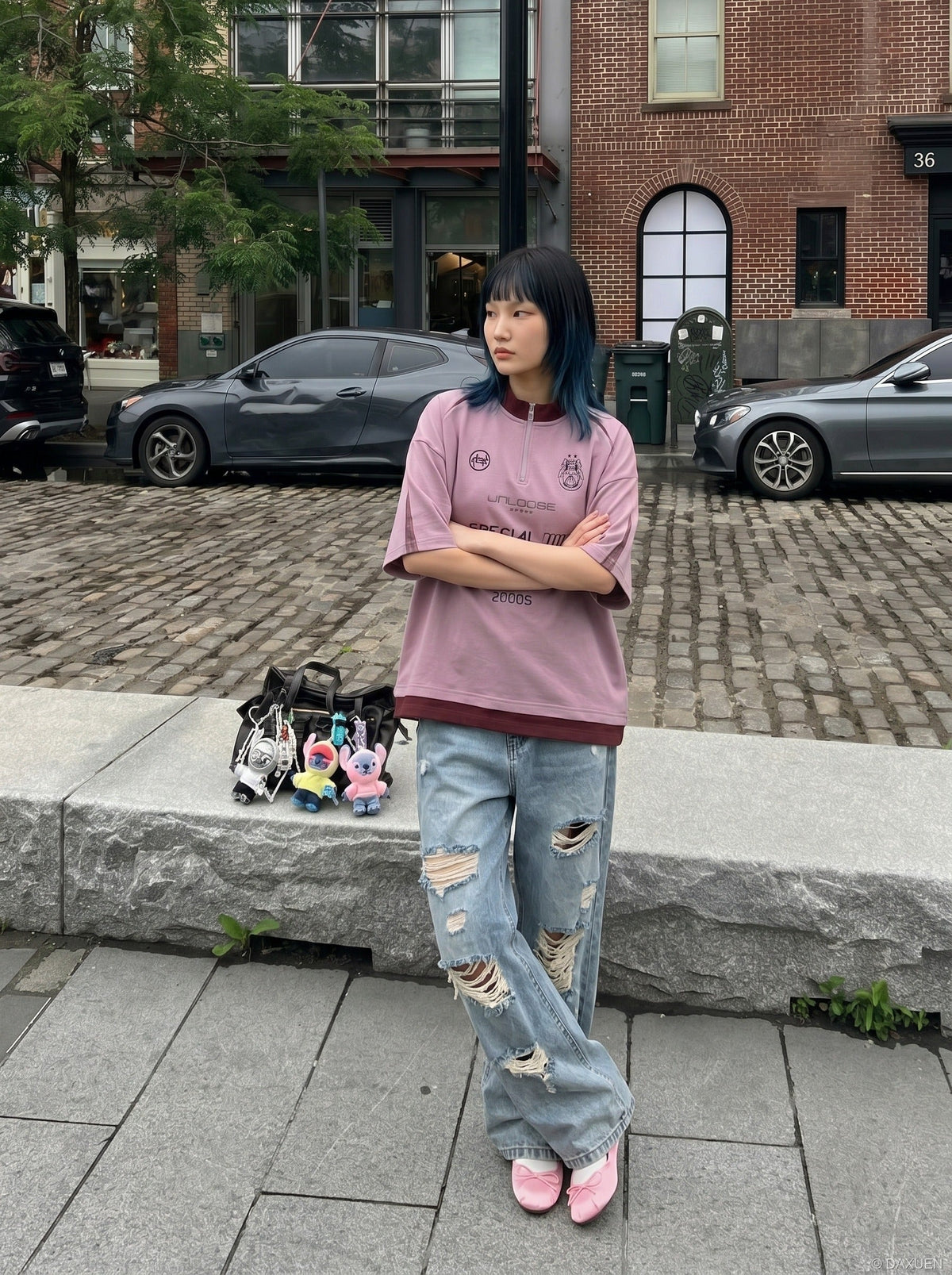 DAXUEN Relaxed oversized quarter-zip graphic t-shirt — model photo