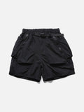 DAXUEN Loose-fitting utility shorts with pockets and belt — model photo