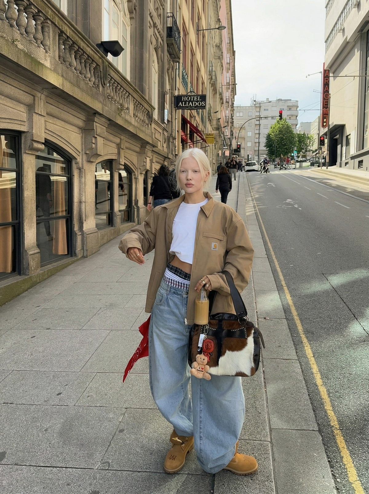 DAXUEN Wide-leg utility pants with drawstring and pockets — model photo