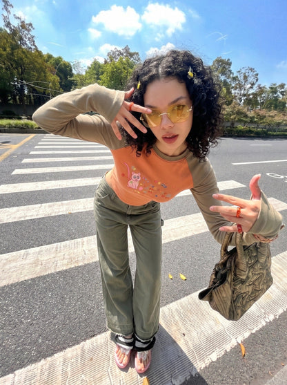 DAXUEN Utility wide-leg pants in khaki and olive green — model photo