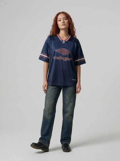 DAXUEN Loose-fitting short-sleeved jersey top — model photo