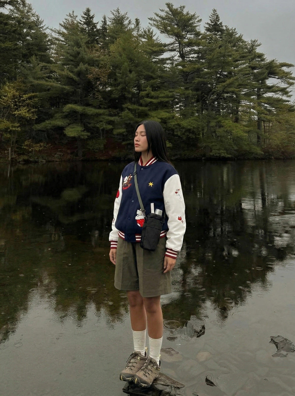 DAXUEN Relaxed fit varsity jacket with embroidered graphics — model photo