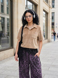 DAXUEN Loose-fitting short-sleeved polo shirt in velvet — model photo