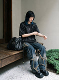 DAXUEN black vertical ribbed abstract graphic tee — model photo