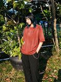 DAXUEN black vertical ribbed abstract graphic tee — model photo
