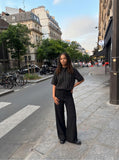 DAXUEN Loose-fitting short-sleeved shirt with vertical stripes — model photo