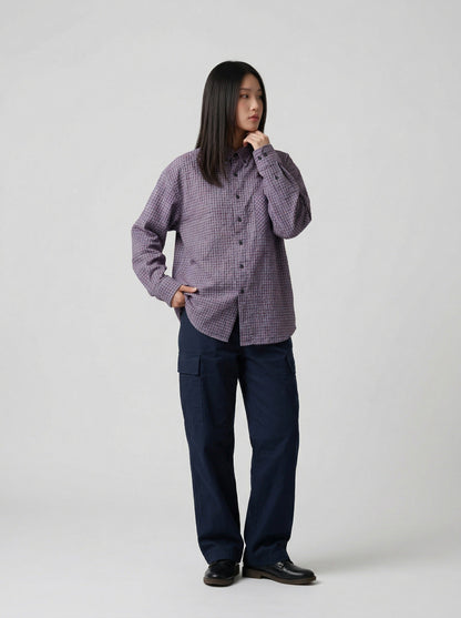 DAXUEN Long sleeve button-down shirt with grid check pattern — model photo