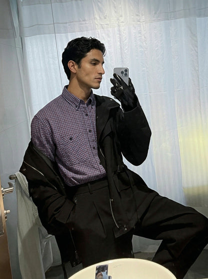 DAXUEN Long sleeve button-down shirt with grid check pattern — model photo