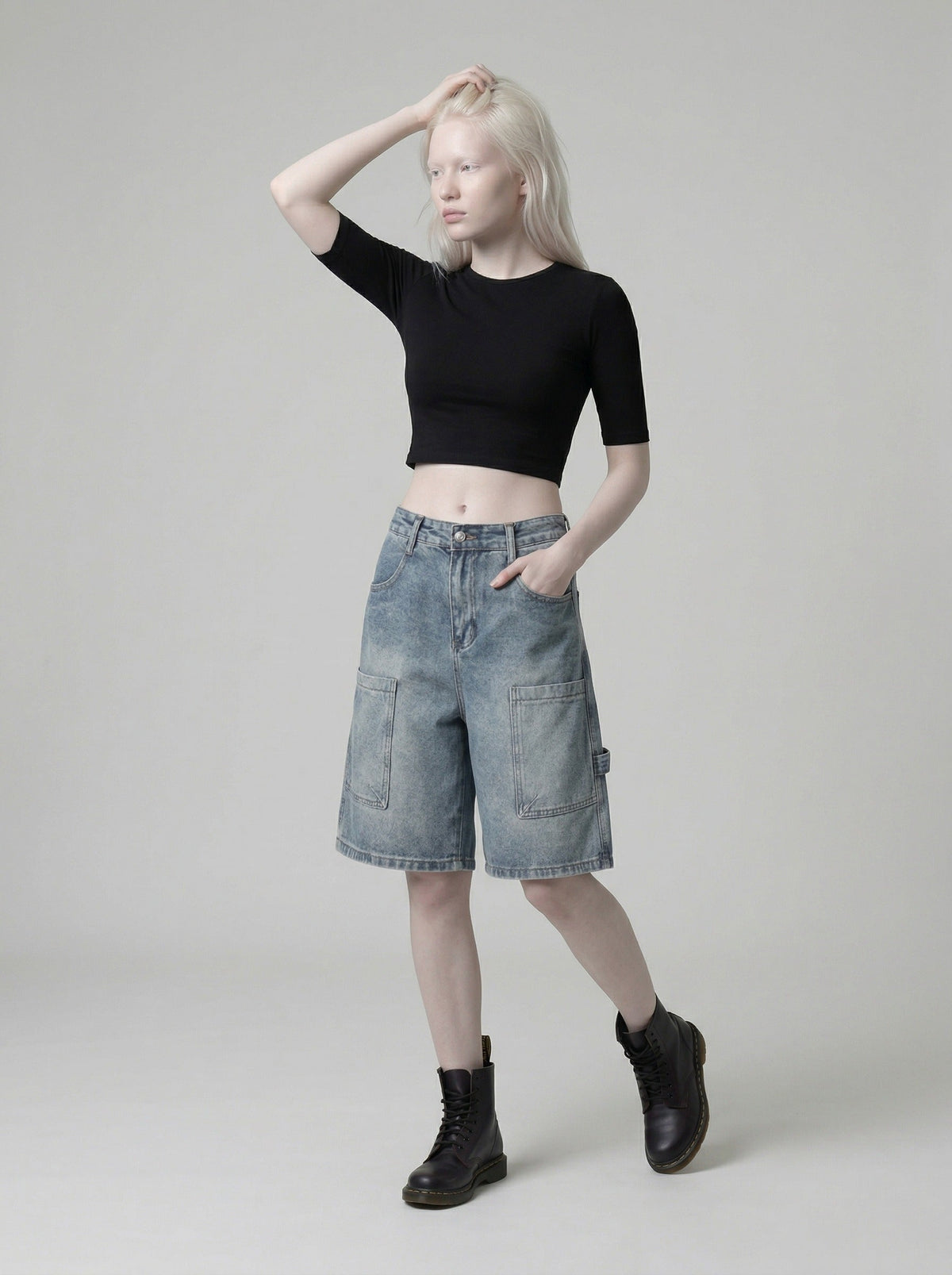 DAXUEN Denim shorts with multiple pockets and a relaxed fit — model photo