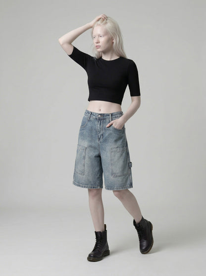 DAXUEN Denim shorts with multiple pockets and a relaxed fit — model photo
