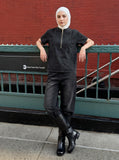 DAXUEN Black vintage washed short-sleeve t-shirt with zipper — model photo