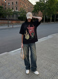 DAXUEN Oversized short-sleeved waffle knit t-shirt with graphic print — model photo