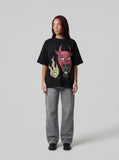DAXUEN Oversized short-sleeved waffle knit t-shirt with graphic print — model photo