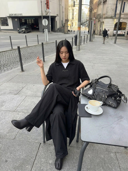 DAXUEN Waffle knit short sleeve polo shirt in brown and black — model photo