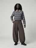DAXUEN Wide-leg balloon-shaped trousers with vertical stripes — model photo
