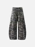 Wide-leg camouflage cargo pants
