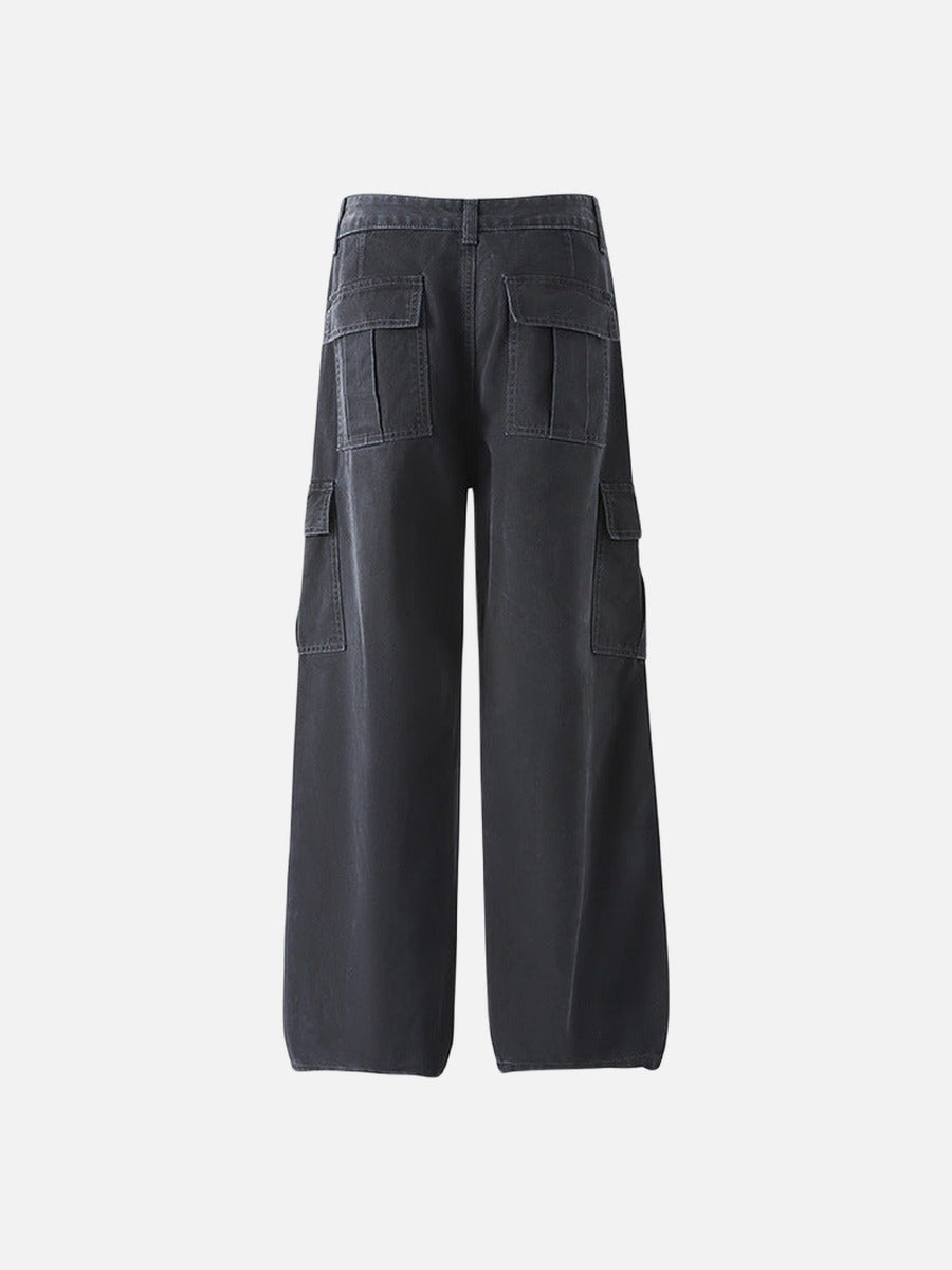 Wide-leg cargo jeans in washed denim